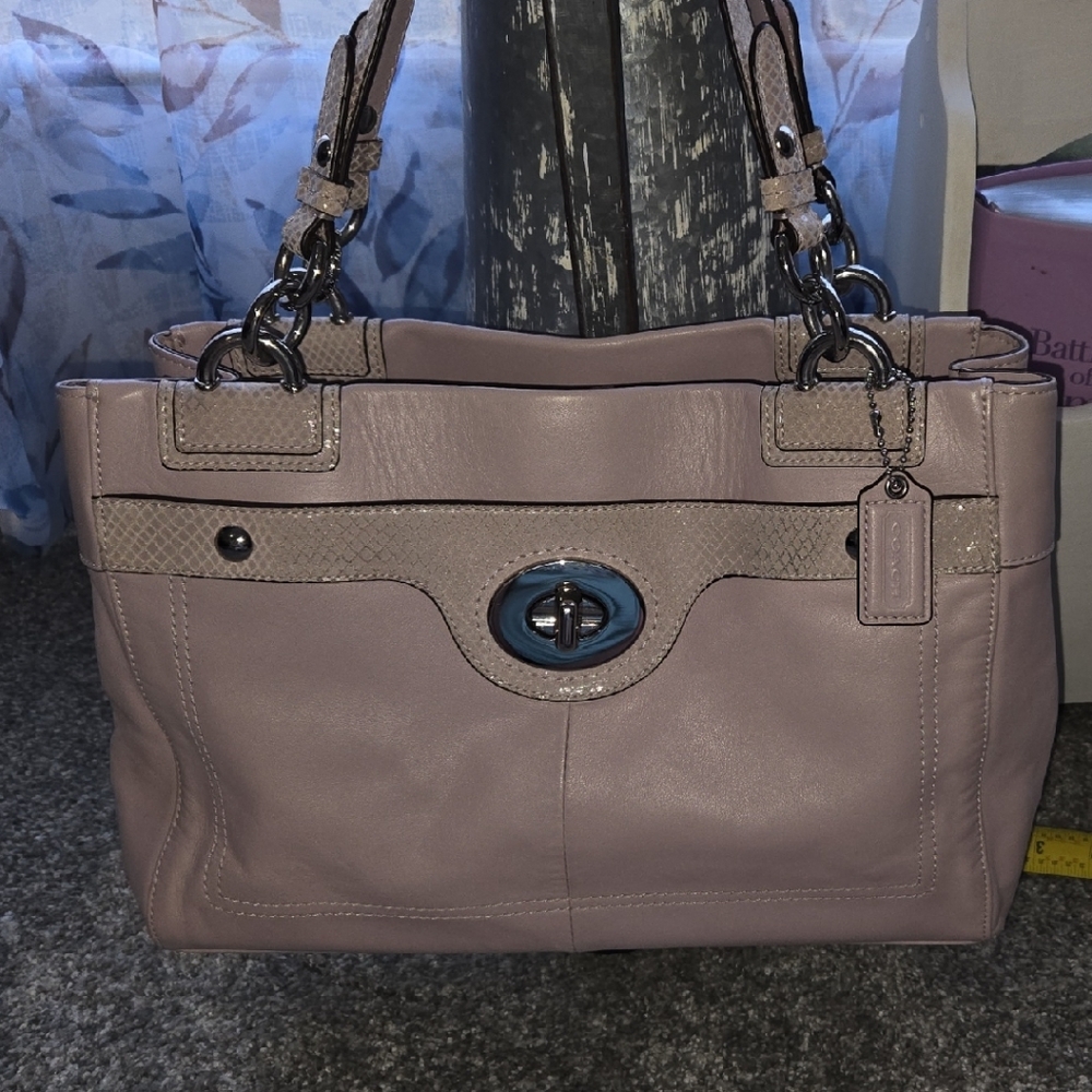 Coach Light Purple Leather Shoulder Bag